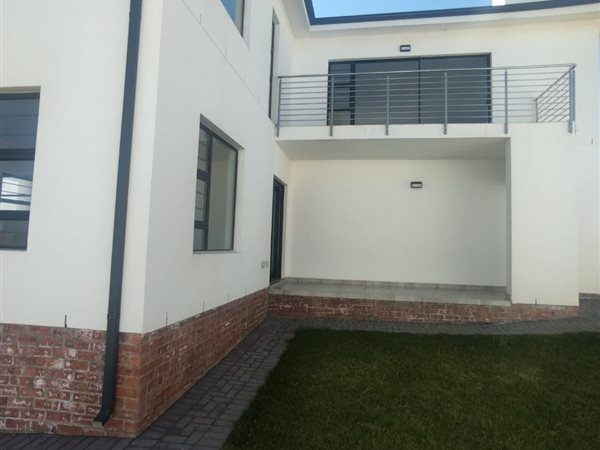 3 Bedroom House 3 Bedroom House