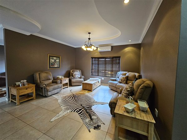 3 Bedroom House 3 Bedroom House