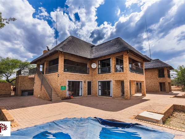 6 Bedroom House 6 Bedroom House