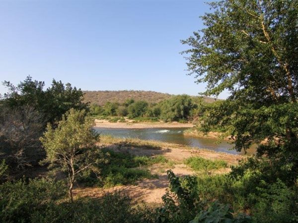 2 400 m² Land 2 400 m² Land
