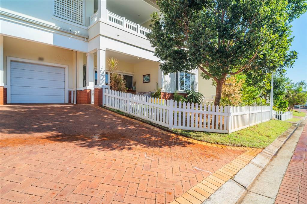 2 Bedroom House 2 Bedroom House
