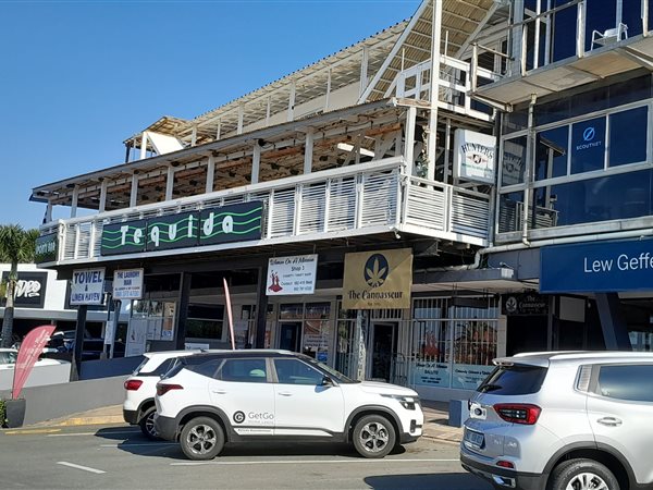 135 m² Commercial space 135 m² Commercial space