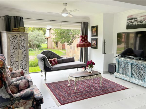 3 Bedroom Townhouse 3 Bedroom Townhouse