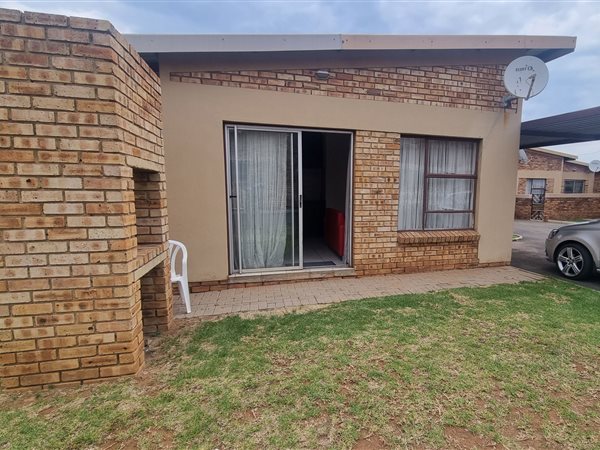 1 Bedroom Townhouse 1 Bedroom Townhouse