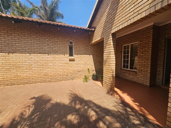3 Bedroom House 3 Bedroom House