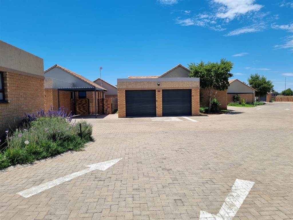 3 Bedroom Townhouse