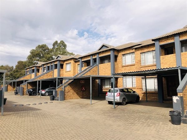2 Bedroom Townhouse 2 Bedroom Townhouse