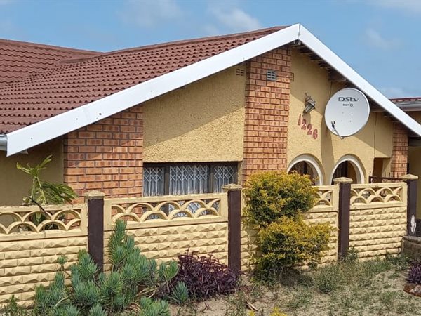 3 Bedroom House