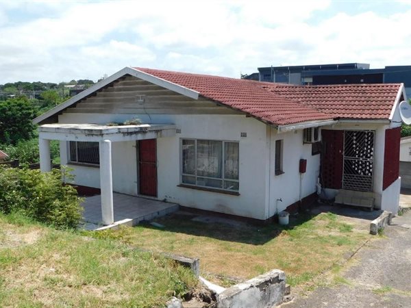 4 Bedroom House 4 Bedroom House