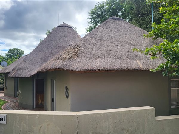 4 Bedroom House 4 Bedroom House