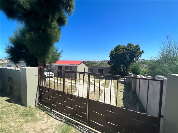 2 Bedroom House