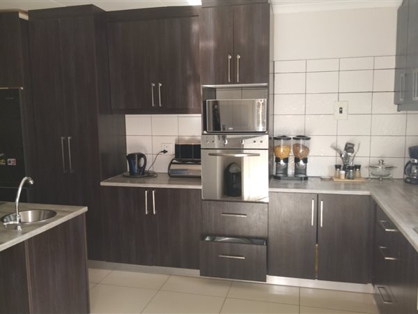 3 Bedroom House 3 Bedroom House