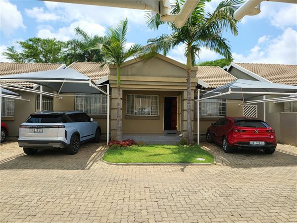3 Bedroom Townhouse 3 Bedroom Townhouse