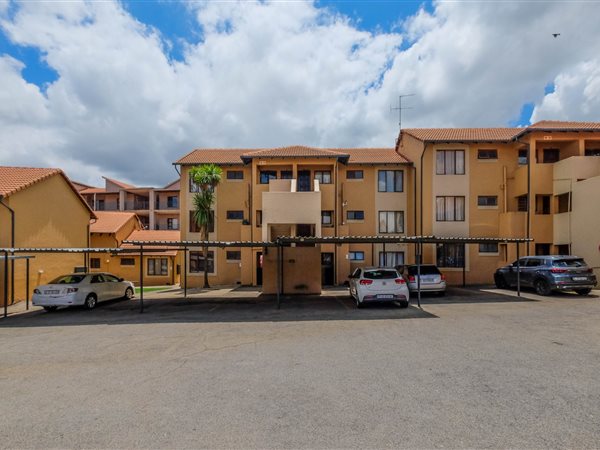 2 Bedroom Townhouse 2 Bedroom Townhouse