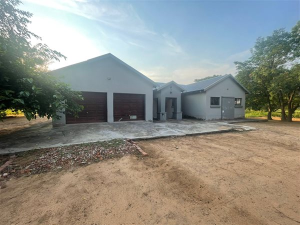 284.6 ha Farm 284.6 ha Farm