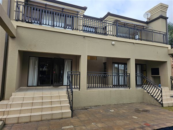4 Bedroom House 4 Bedroom House