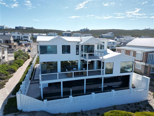 5 Bedroom House