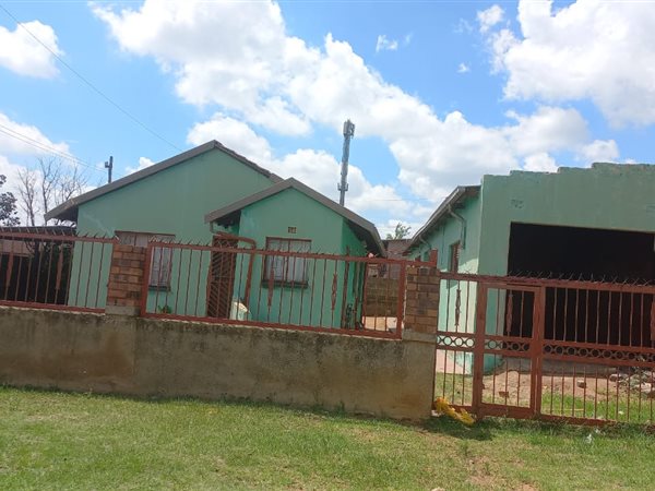 2 Bedroom House