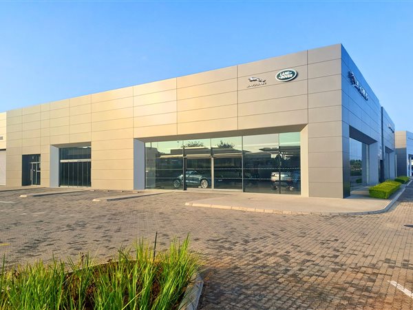 5 067  m² Commercial space