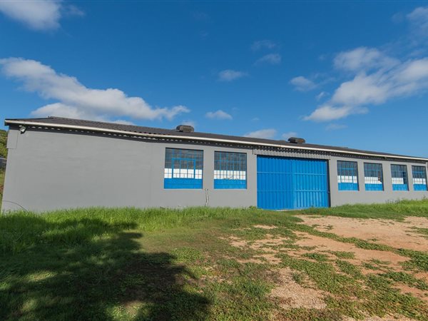 290 m² Industrial space 290 m² Industrial space