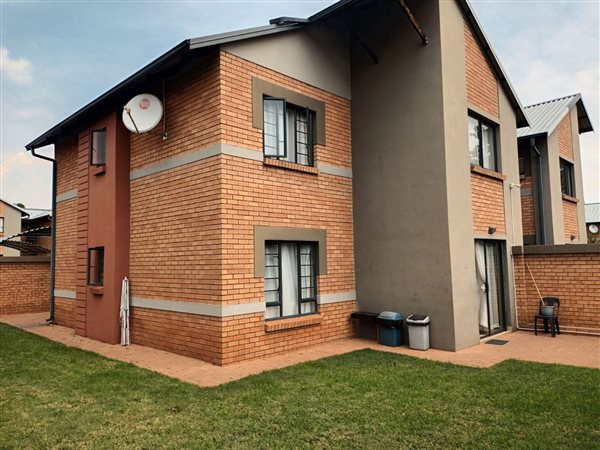 2 Bedroom House 2 Bedroom House