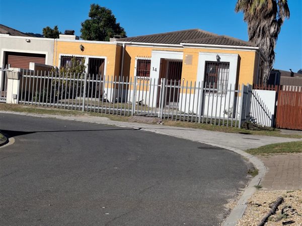3 Bedroom House 3 Bedroom House
