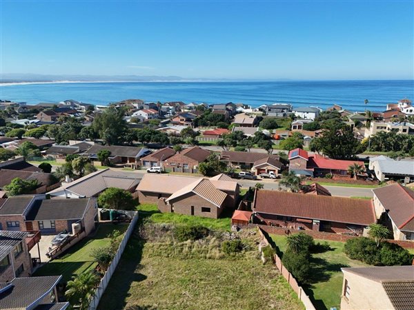 892 m² Land 892 m² Land