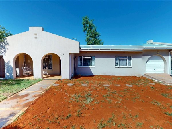 3 Bedroom House 3 Bedroom House