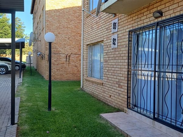 2 Bedroom Apartment 2 Bedroom Apartment