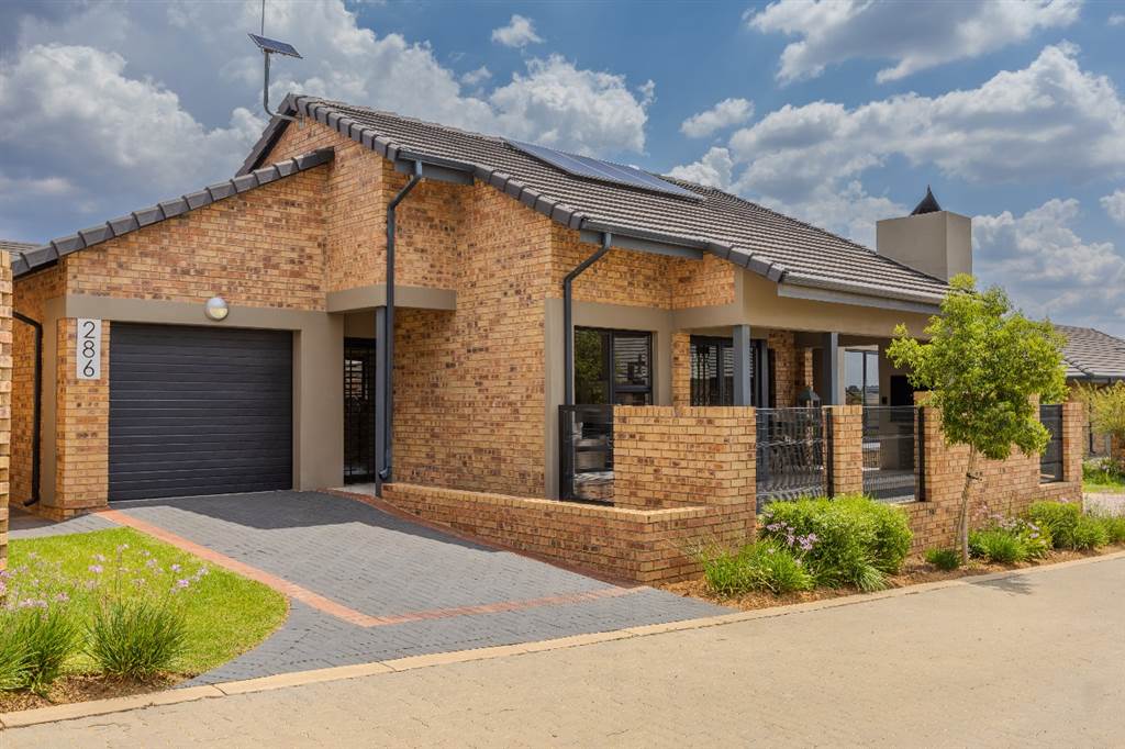 2 Bedroom House 2 Bedroom House