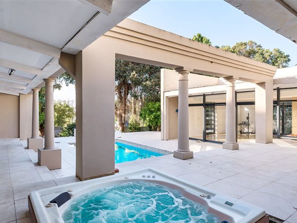 5 Bedroom House