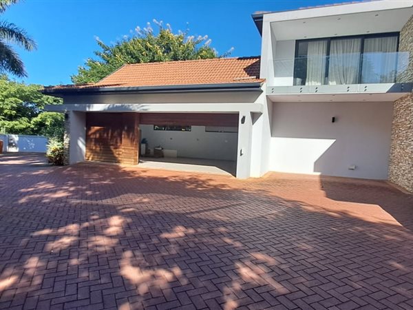 4 Bedroom House 4 Bedroom House