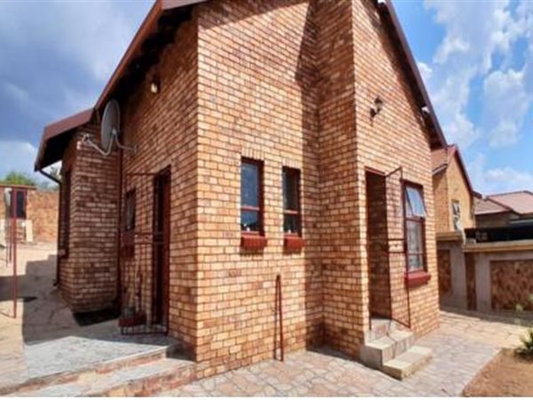 3 Bedroom House 3 Bedroom House