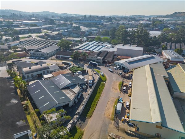4 304 m² Industrial space 4 304 m² Industrial space
