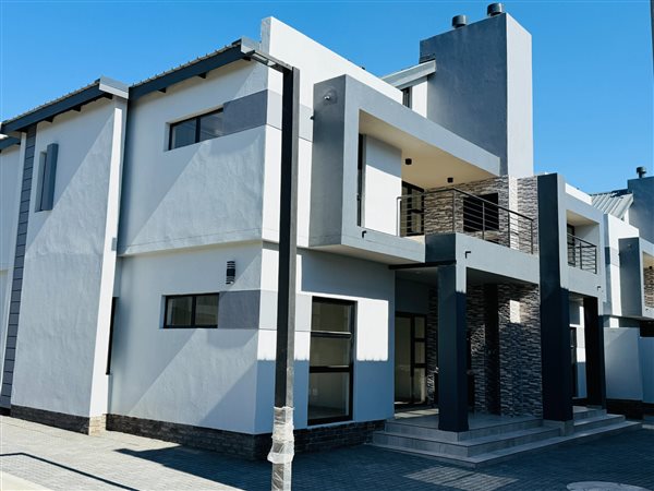 1 Bedroom Simplex 1 Bedroom Simplex