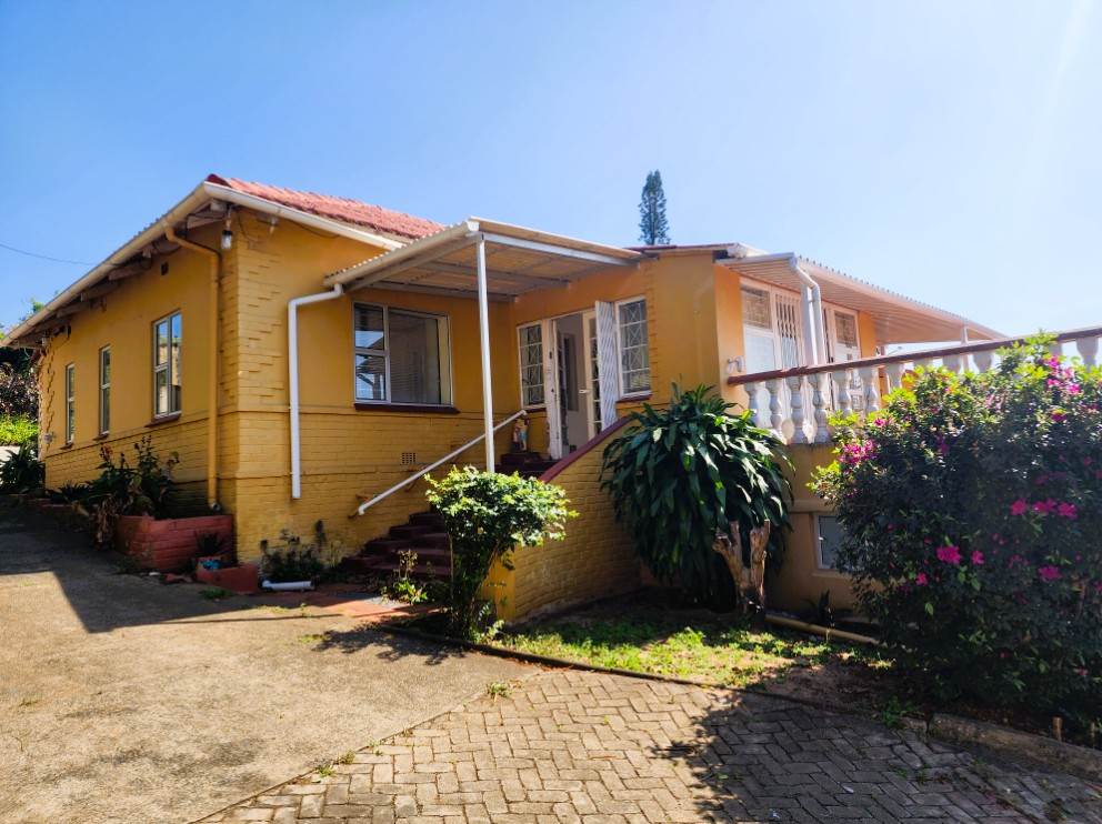 5 Bedroom House
