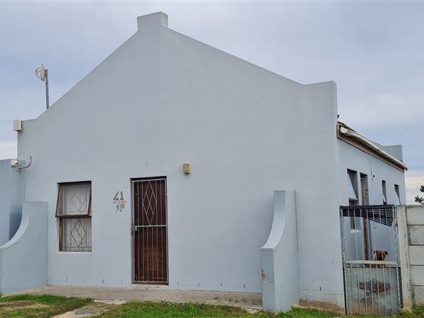 3 Bedroom House 3 Bedroom House