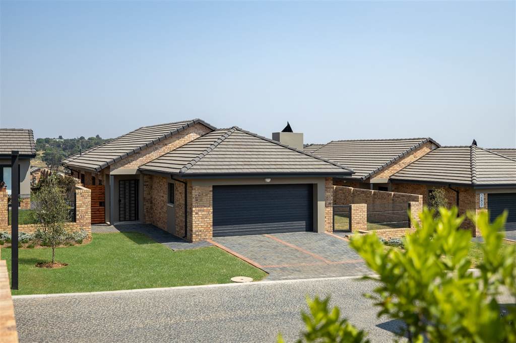 2 Bedroom Simplex 2 Bedroom Simplex