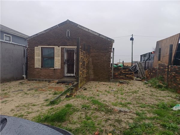 2 Bedroom House 2 Bedroom House