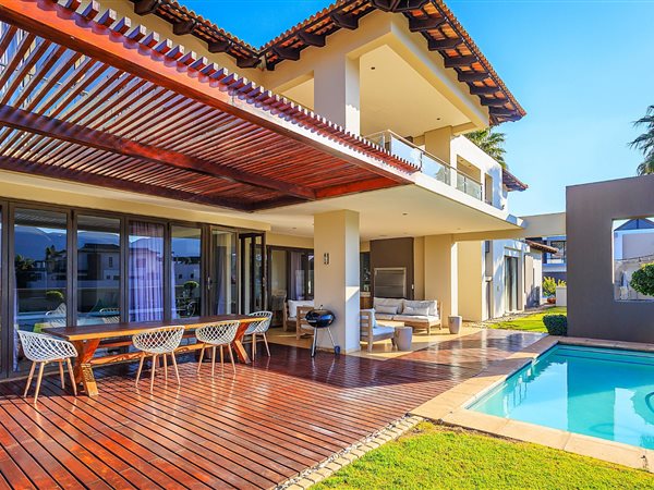 5 Bedroom House