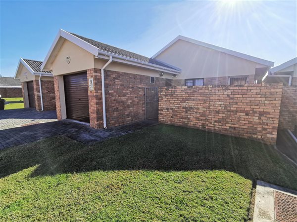2 Bedroom Townhouse