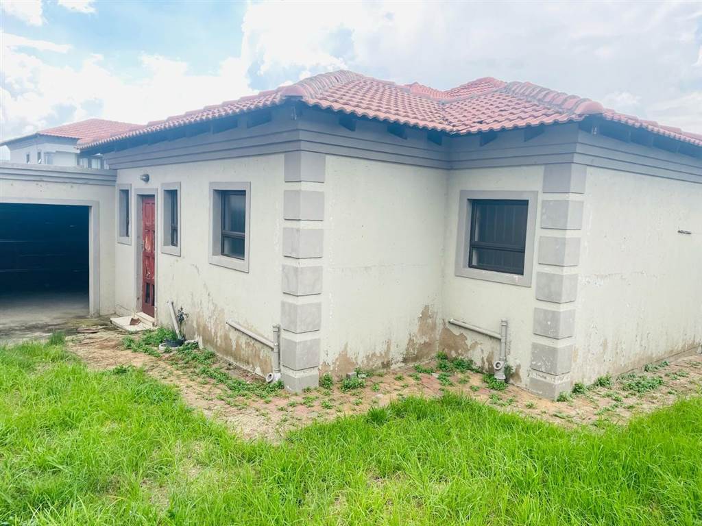 2 Bedroom House 2 Bedroom House