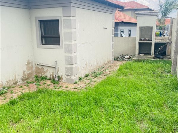 2 Bedroom House 2 Bedroom House