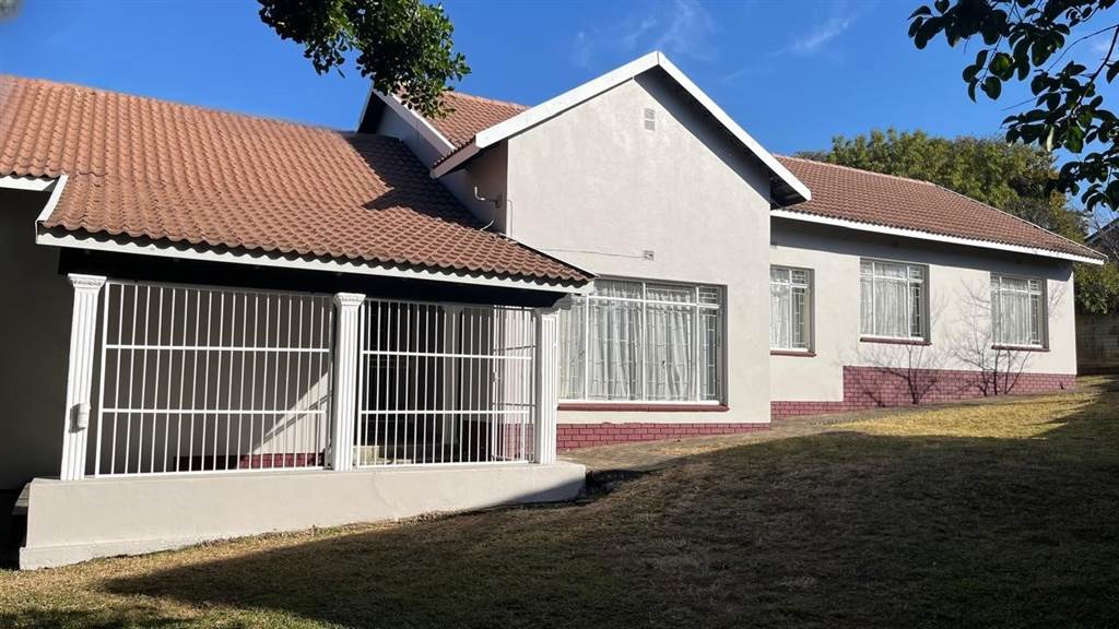 4 Bedroom House