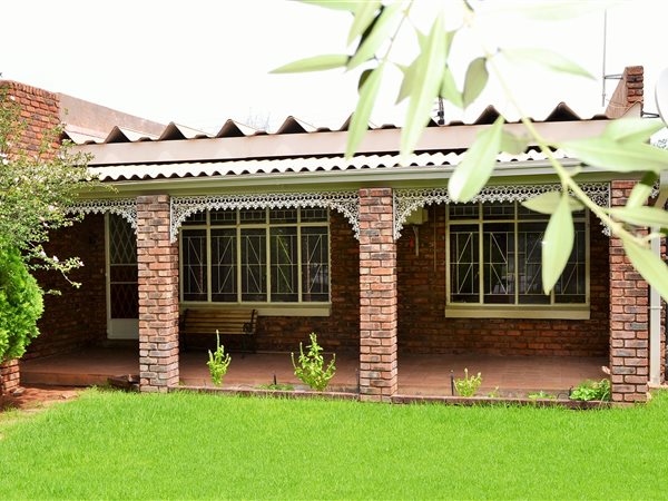 3 Bedroom Townhouse 3 Bedroom Townhouse