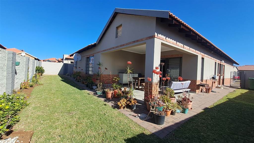 4 Bedroom House