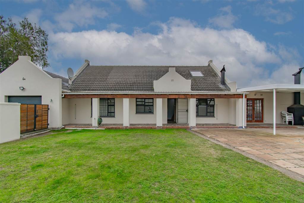 3 Bedroom House 3 Bedroom House
