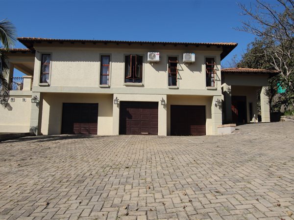 4.4 ha Farm