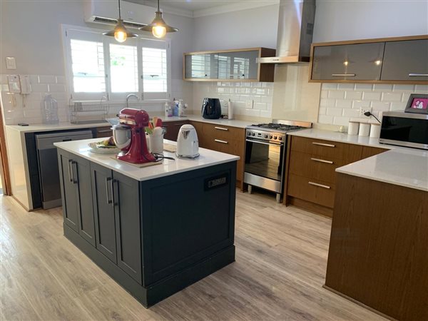 3 Bedroom Simplex 3 Bedroom Simplex
