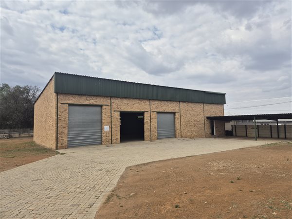 295 m² Commercial space 295 m² Commercial space